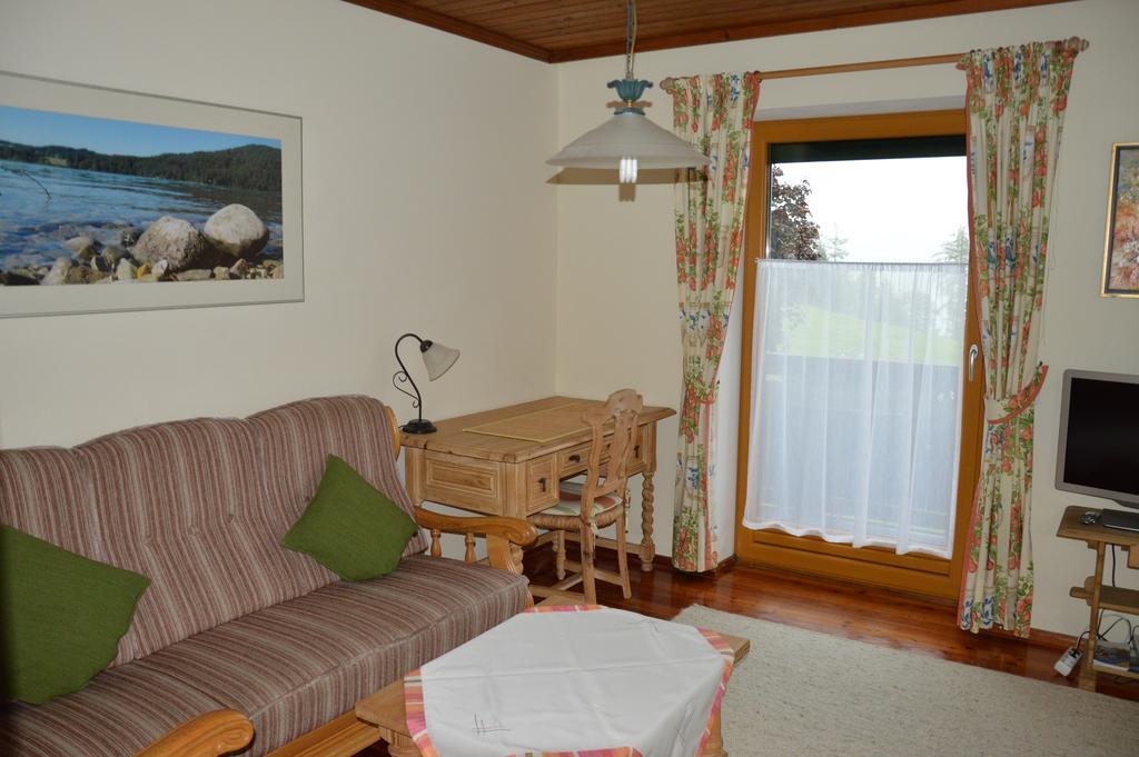 Bauernhof Unterhoefner Villa Hof bei Salzburg Room photo